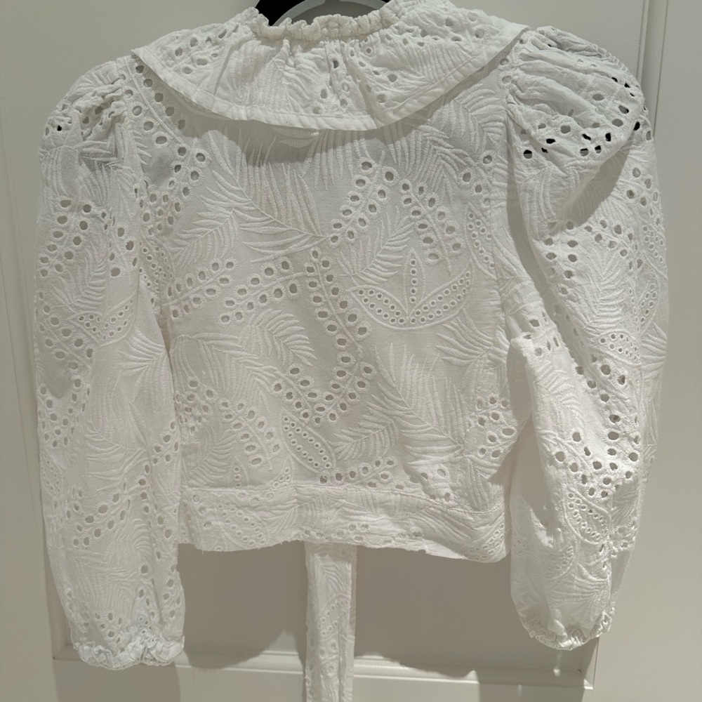 Waimari wrap top eyelet white S - Picture 2 of 4